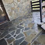 Under The Rocks Luxury * Kalambaka