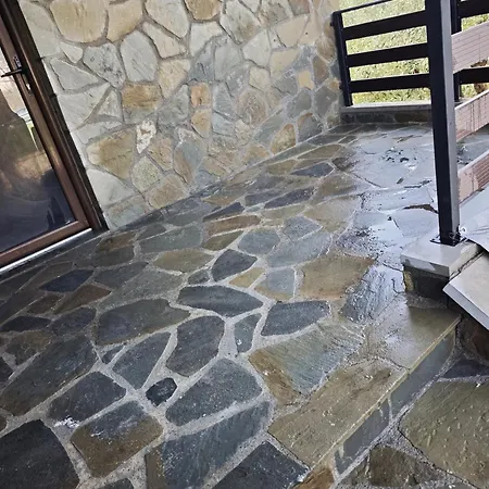 Under The Rocks Luxury * Калампака