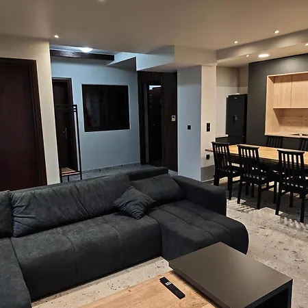 Under The Rocks Luxury Apartament