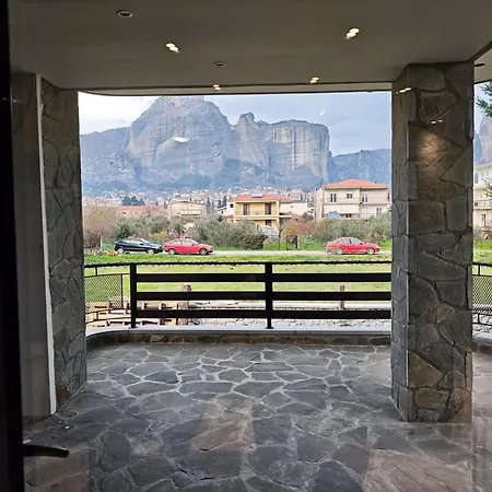 Under The Rocks Luxury Apartament