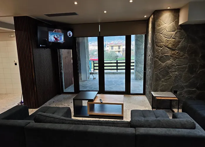 Under The Rocks Luxury *