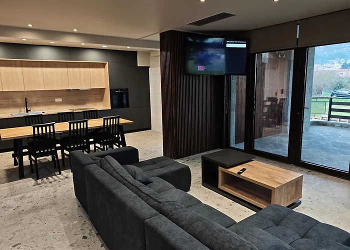 Under The Rocks Luxury *