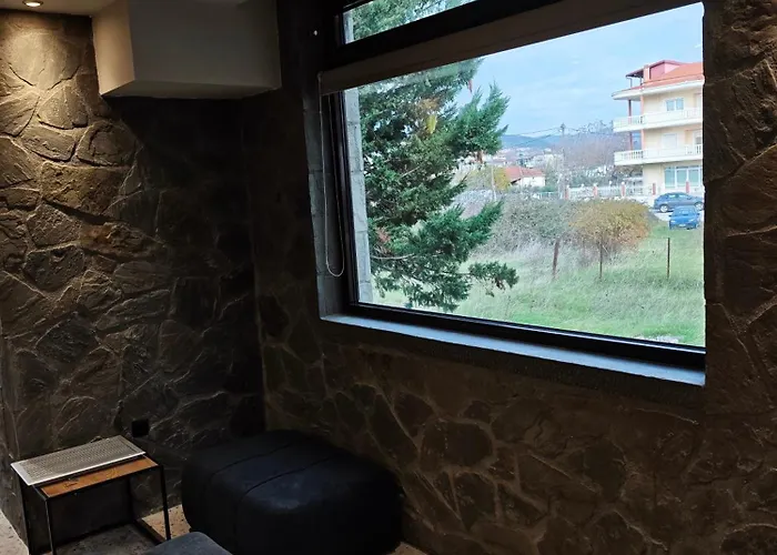 Under The Rocks Luxury